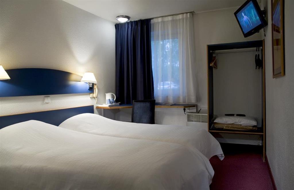Kyriad Lille Est - Villeneuve D'Ascq Zewnętrze zdjęcie